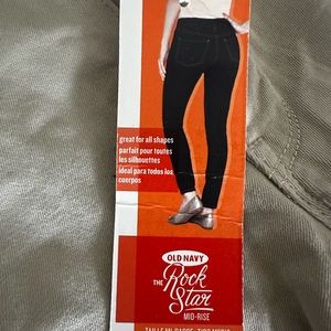 NWT OLD NAVY ROCKSTAR SKINNY KHAKI